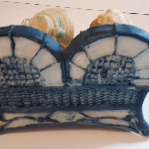 Brother and Sister Bear Having a Chat - Picture 5 of 6